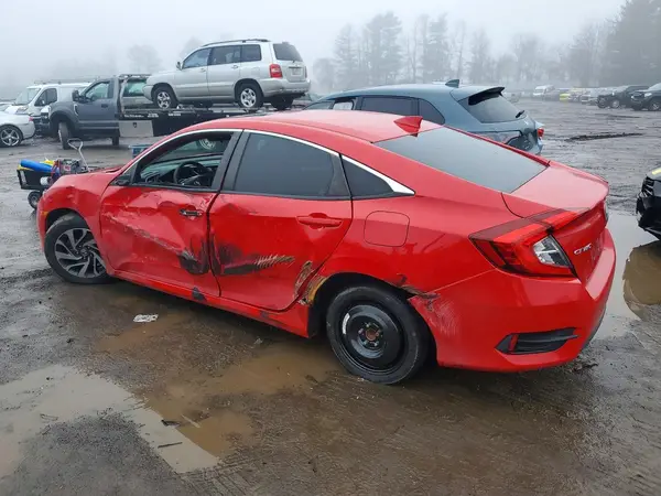 2HGFC2F7XJH585850 2018 HONDA CIVIC - Image 2