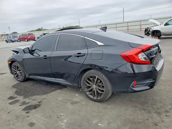 2HGFC2F7XJH591003 2018 HONDA CIVIC - Image 2