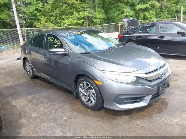 2HGFC2F7XJH593480 2018 HONDA CIVIC - Image 1