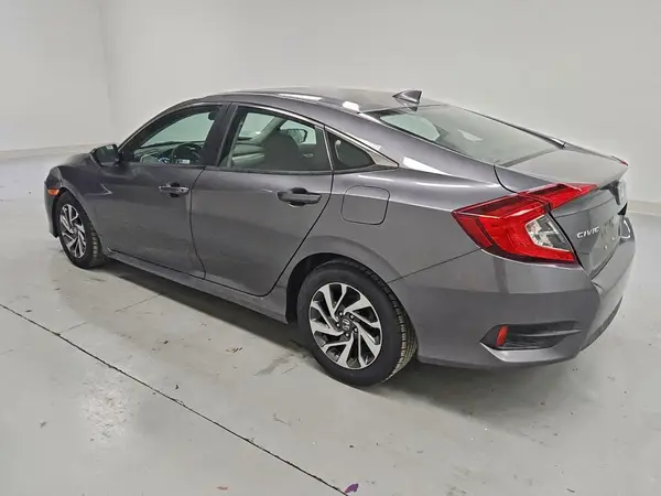 2HGFC2F7XJH593771 2018 HONDA CIVIC - Image 2