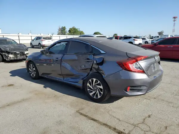 2HGFC2F7XJH594449 2018 HONDA CIVIC - Image 2