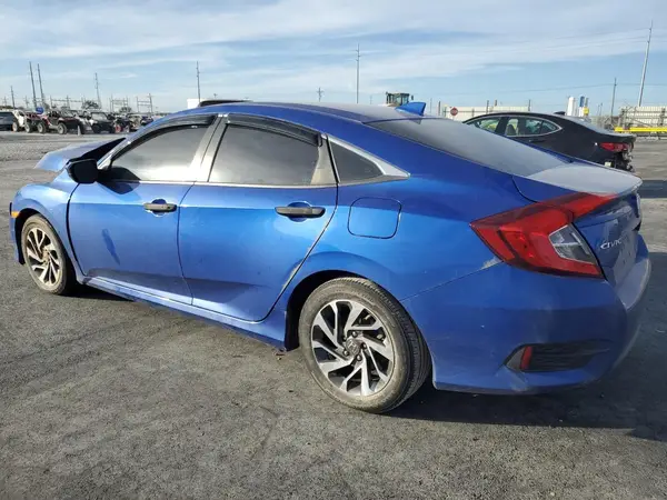 2HGFC2F7XJH600900 2018 HONDA CIVIC - Image 2