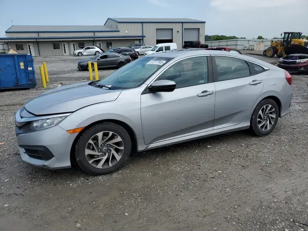 2HGFC2F7XJH602825 2018 HONDA CIVIC - Image 1