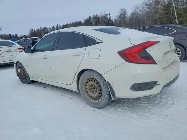 2HGFC2F7XKH006163 2019 HONDA CIVIC - Image 2