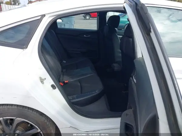 2HGFC2F80KH557100 2019 HONDA CIVIC - Image 8