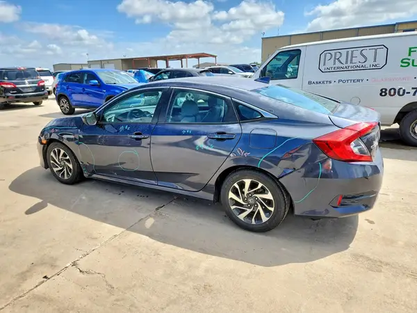 2HGFC2F81HH505323 2017 HONDA CIVIC - Image 2