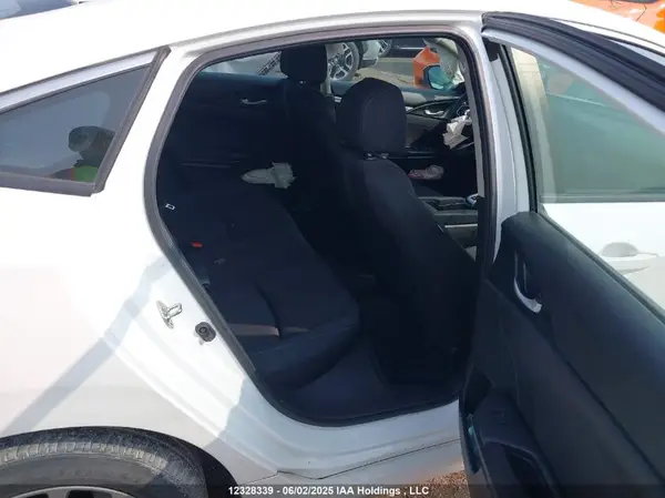 2HGFC2F81JH001005 2018 HONDA CIVIC - Image 8