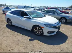 2HGFC2F81JH538117 2018 HONDA CIVIC