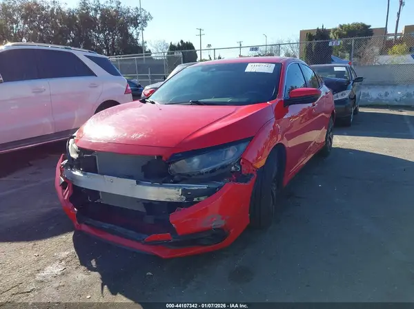 2HGFC2F81KH525644 2019 HONDA CIVIC - Image 2