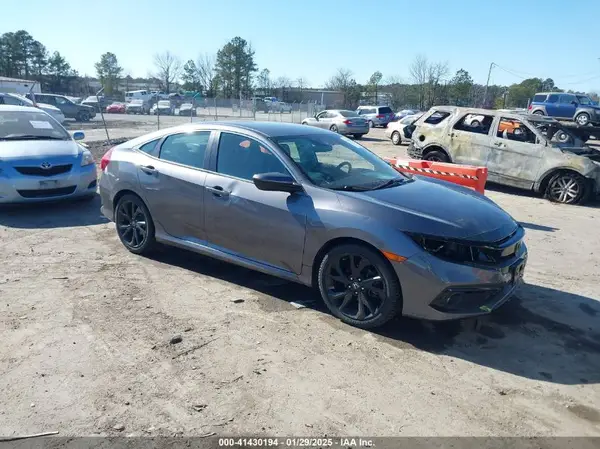 2HGFC2F81KH563388 2019 HONDA CIVIC - Image 1