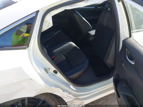 2HGFC2F81KH585763 2019 HONDA CIVIC - Image 8