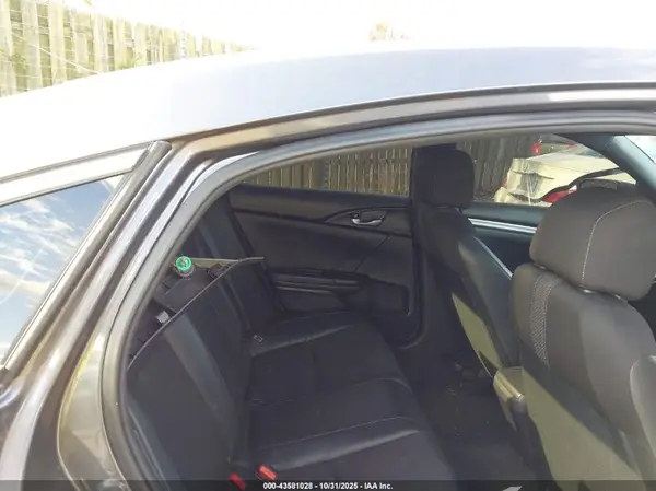 2HGFC2F81KH594463 2019 HONDA CIVIC - Image 8