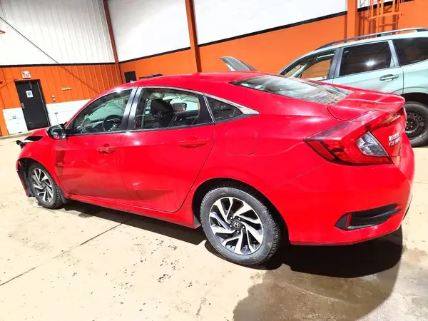 2HGFC2F82JH006181 2018 HONDA CIVIC - Image 2