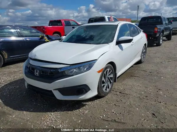 2HGFC2F82JH023739 2018 HONDA CIVIC - Image 2