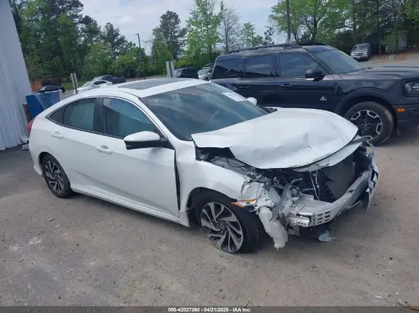 2HGFC2F82JH506440 2018 HONDA CIVIC - Image 1
