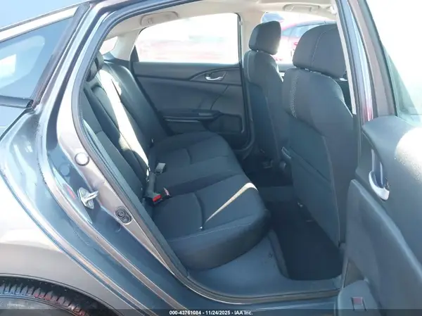 2HGFC2F82JH527448 2018 HONDA CIVIC - Image 8