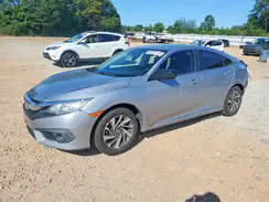 2HGFC2F82JH527465 2018 HONDA CIVIC