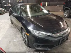 2HGFC2F82JH592719 2018 HONDA CIVIC