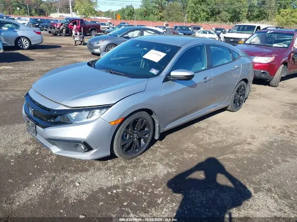 2HGFC2F82KH507167 2019 HONDA CIVIC - Image 2