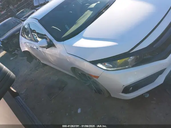 2HGFC2F82KH539441 2019 HONDA CIVIC - Image 1