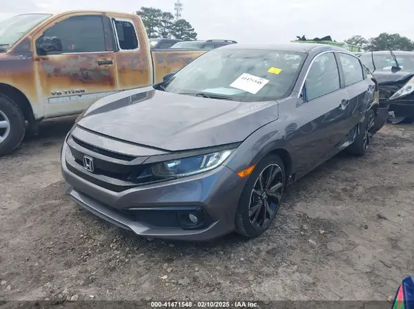 2HGFC2F82KH553789 2019 HONDA CIVIC - Image 2