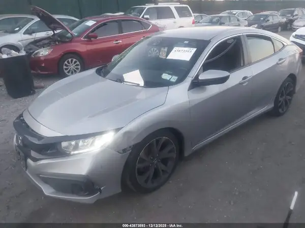 2HGFC2F82KH593337 2019 HONDA CIVIC - Image 2