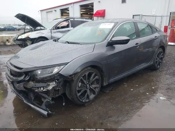 2HGFC2F82MH525946 2021 HONDA CIVIC - Image 2