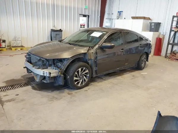 2HGFC2F83GH504804 2016 HONDA CIVIC - Image 2