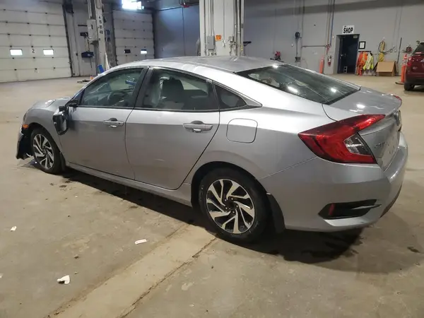 2HGFC2F83JH004844 2018 HONDA CIVIC - Image 2