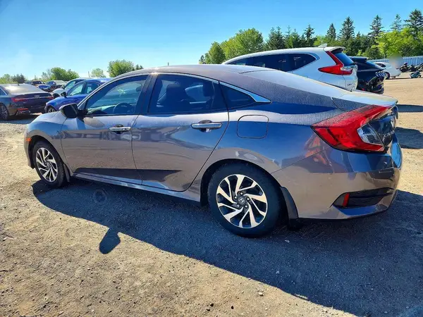 2HGFC2F83JH023202 2018 HONDA CIVIC - Image 2