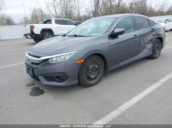 2HGFC2F83JH024625 2018 HONDA CIVIC - Image 2