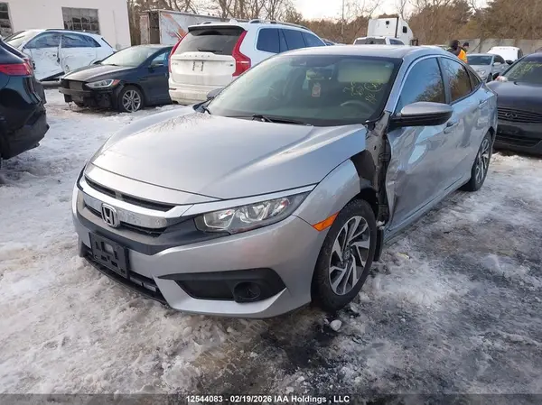 2HGFC2F83JH039321 2018 HONDA CIVIC - Image 2