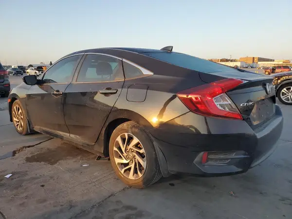 2HGFC2F83JH545876 2018 HONDA CIVIC - Image 2