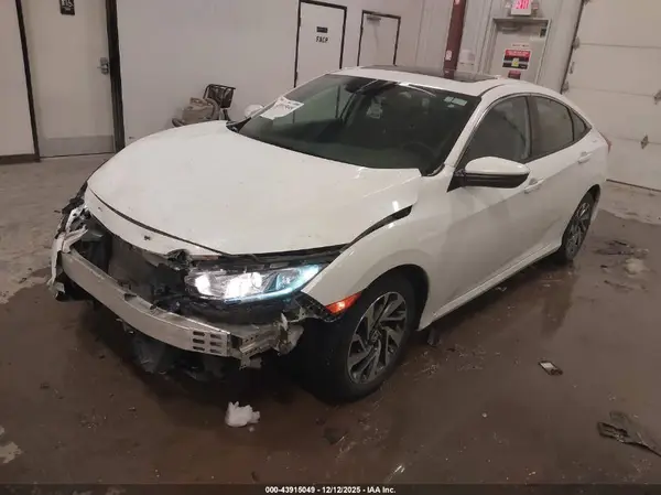 2HGFC2F83JH553816 2018 HONDA CIVIC - Image 2