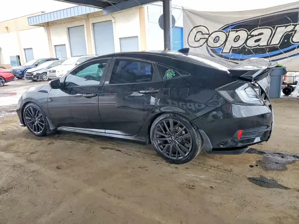 2HGFC2F83JH561348 2018 HONDA CIVIC - Image 2