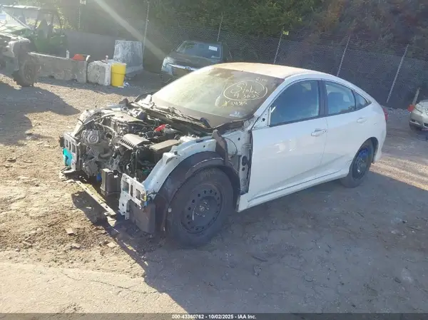 2HGFC2F83KH533485 2019 HONDA CIVIC - Image 2