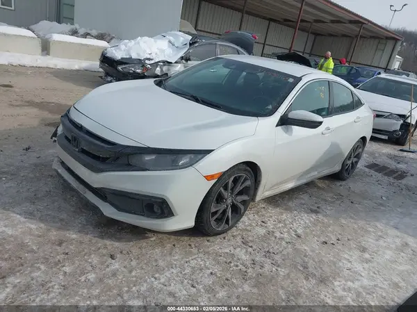 2HGFC2F83KH550593 2019 HONDA CIVIC - Image 2