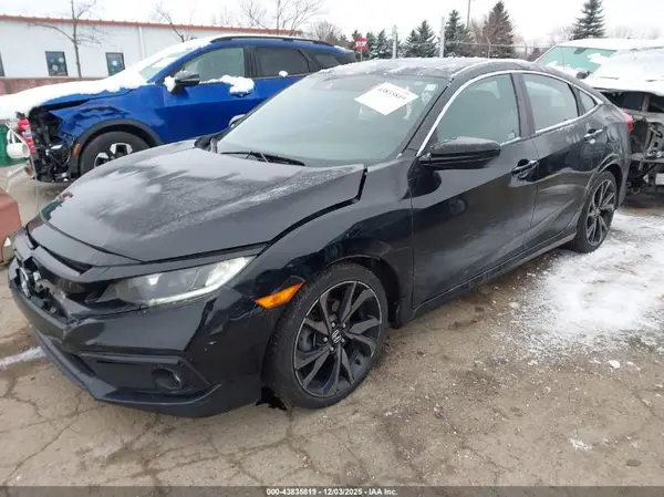2HGFC2F83KH557995 2019 HONDA CIVIC - Image 2