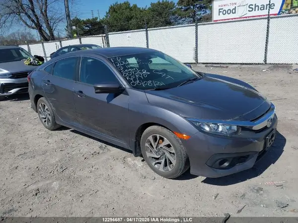 2HGFC2F84JH009258 2018 HONDA CIVIC - Image 1