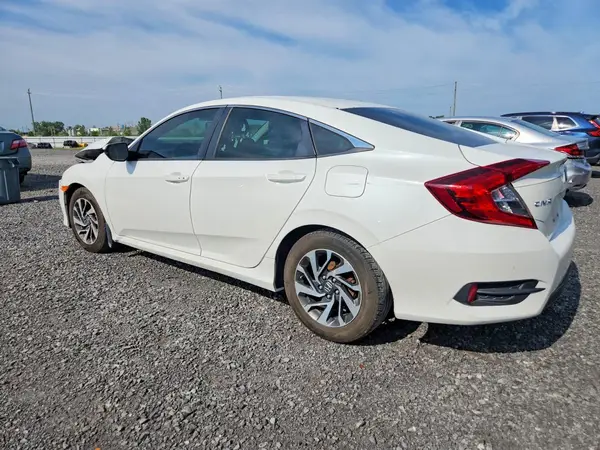 2HGFC2F84JH009678 2018 HONDA CIVIC - Image 2