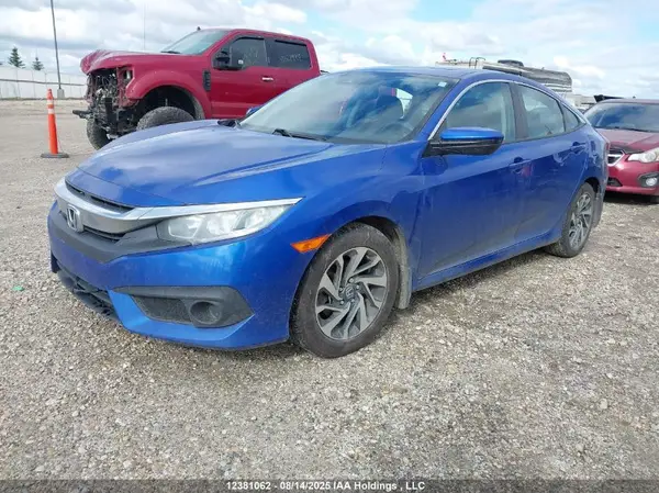 2HGFC2F84JH013133 2018 HONDA CIVIC - Image 2