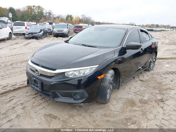 2HGFC2F84JH015223 2018 HONDA CIVIC - Image 2