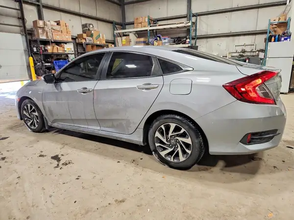 2HGFC2F84JH017540 2018 HONDA CIVIC - Image 2