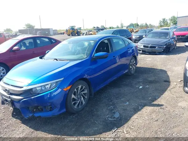 2HGFC2F84JH018946 2018 HONDA CIVIC - Image 2