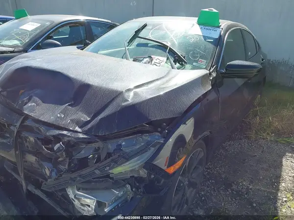 2HGFC2F84KH525718 2019 HONDA CIVIC - Image 2