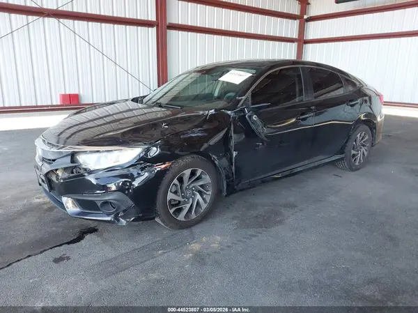 2HGFC2F85JH525788 2018 HONDA CIVIC - Image 2