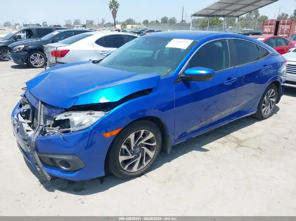2HGFC2F85JH568298 2018 HONDA CIVIC - Image 2