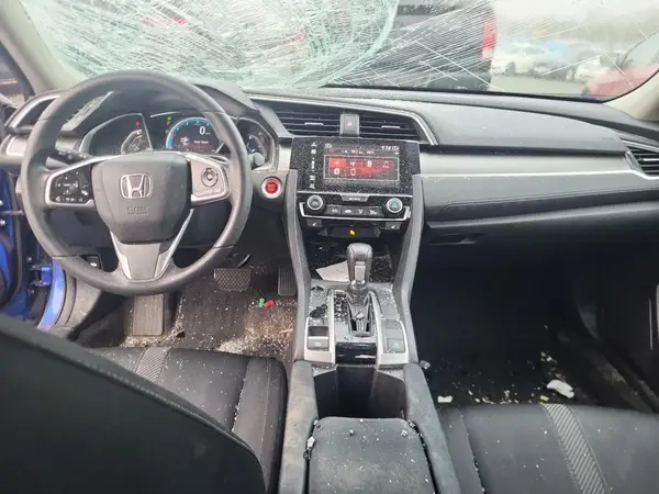 2HGFC2F86JH005650 2018 HONDA CIVIC - Image 8
