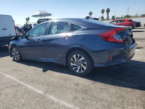 2HGFC2F86JH578032 2018 HONDA CIVIC - Image 2
