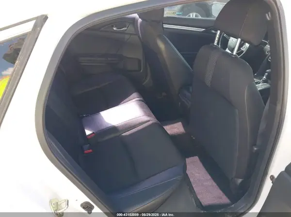 2HGFC2F86KH587587 2019 HONDA CIVIC - Image 8